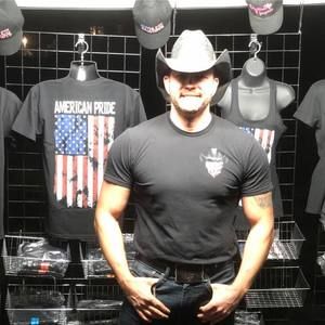 Meet your Posher, Johnny